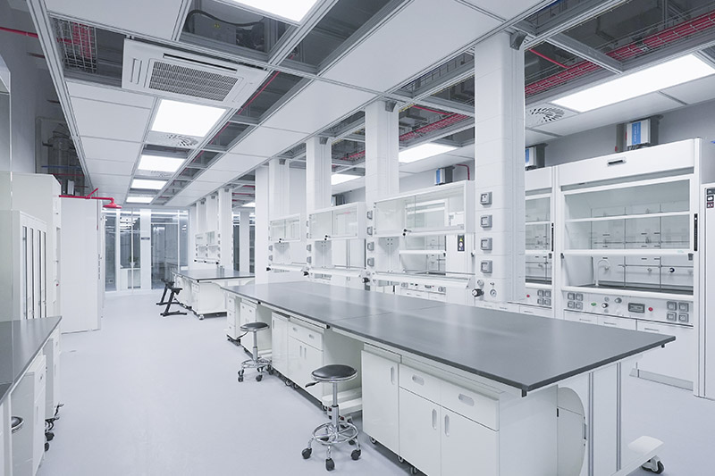 靖州实验室革新：安全与科技的现代融合